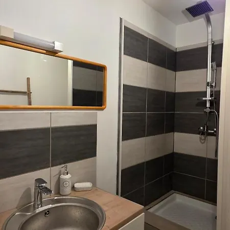 Apartment Ema Centre-ville T2 Renove Cocon Cosy Parking 34m2 Charleville-Mezieres
