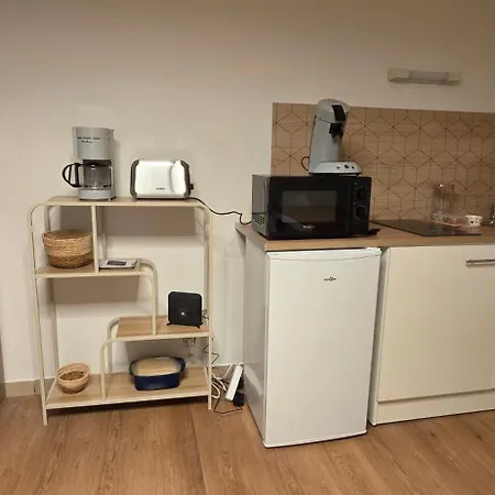 Ema Centre-ville T2 Renove Cocon Cosy Parking 34m2 * Charleville-Mézières