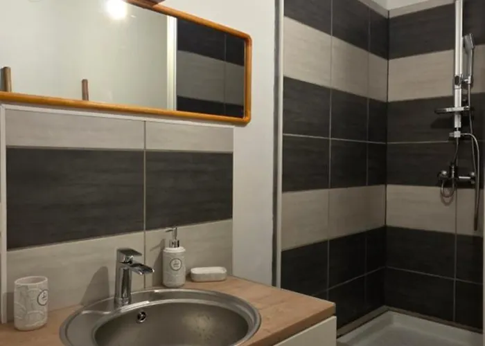 Ema Centre-ville T2 Renove Cocon Cosy Parking 34m2 Lejlighed *